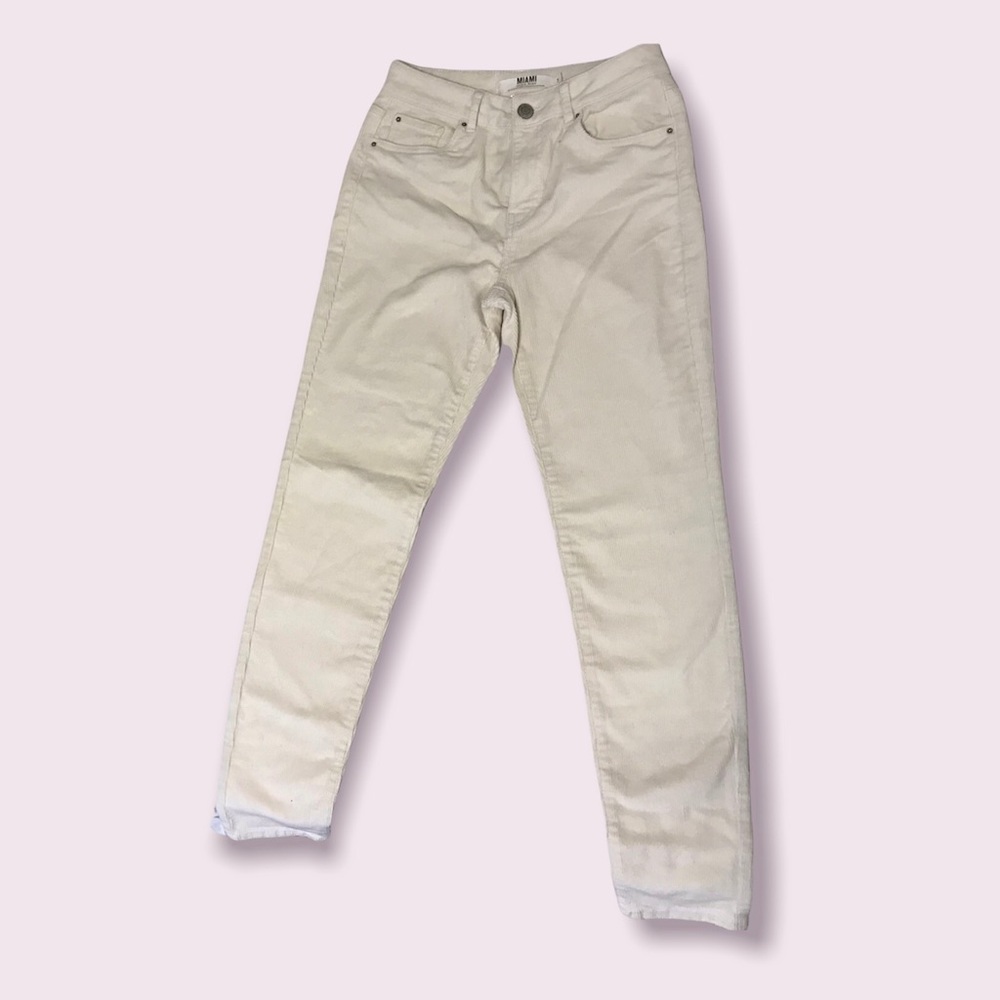 🌟SALE 2/$10.00‼️ MIAMI Women’s High Rise Corduroy Straight Leg pants size 7